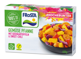Eine Packung FRoSTA Gemüse Pfanne mit Süßkartoffeln und Sweet-Chili. Vegan, 400g, in 9 Minuten zubereitet – leckere FRoSTA Tiefkühlprodukte!.