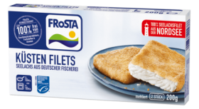 Eine Packung FRoSTA Küsten Filets mit zwei panierten Fischfilets, 100% Seelachsfilet aus der Nordsee, 200g, enthält zwei FRoSTA Filets.