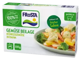 Eine Packung FRoSTA Gemüse Beilage Königsgemüse in Rahm mit Broccoli, Karotten, Blumenkohl in cremiger Sauce – ohne Zusatzstoffe.