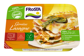 Eine Packung FRoSTA Gemüse Lasagne: vegetarisch, ohne Zusätze, 375g, abgebildet mit Pesto – erhältlich auf dem Produktfriedhof für Klassiker.